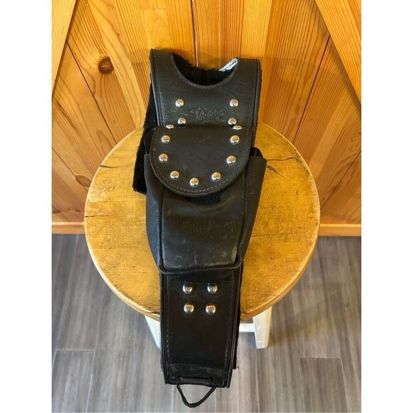 Victory Motorcycle USA Gas Fuel Tank Bag Leather Rivets Saddle Bag Storage Bag ( - Picture 1 of 8
